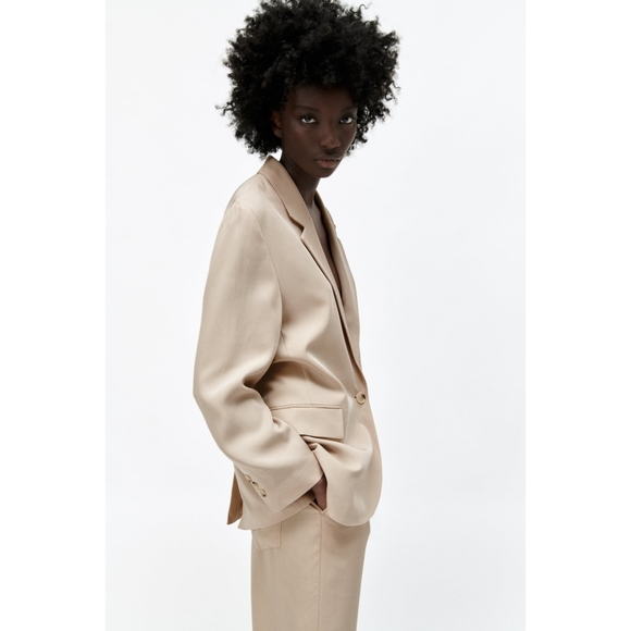 Zara flowy business casual luxe blazer - Picture 5 of 12